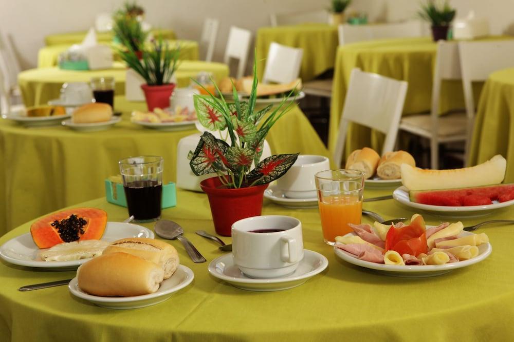 ריו דה ז'ניירו Hotel Novo Biarritz Copacabana מראה חיצוני תמונה